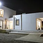 Aegean Horizon Beachfront 别墅 根纳迪
