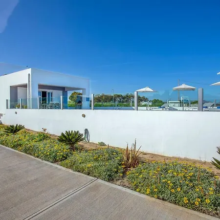 Aegean Horizon Beachfront גנאדי