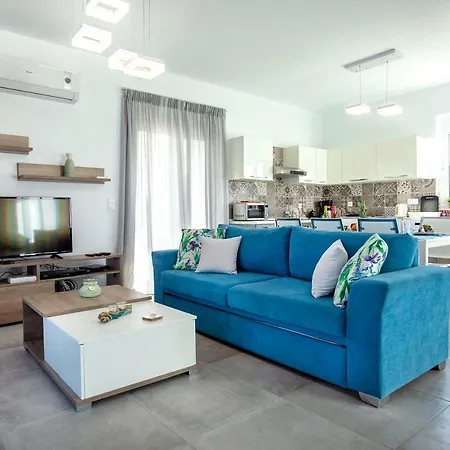 Aegean Horizon Beachfront Villa *